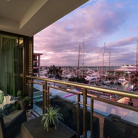 Extravagant Escape Auckland Exterior foto